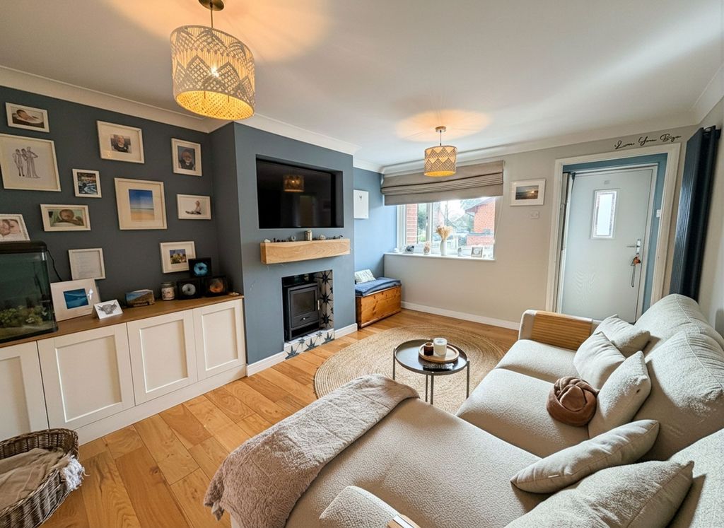 Property photo 3 of 12 Living Room