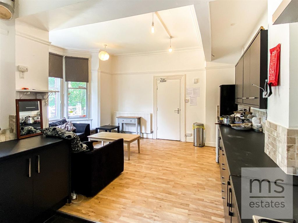 Property photo 3 of 14 Img_0337.Jpg