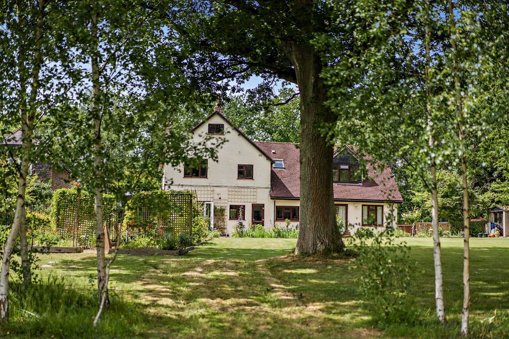 Property photo 1 of 22 Facing The House