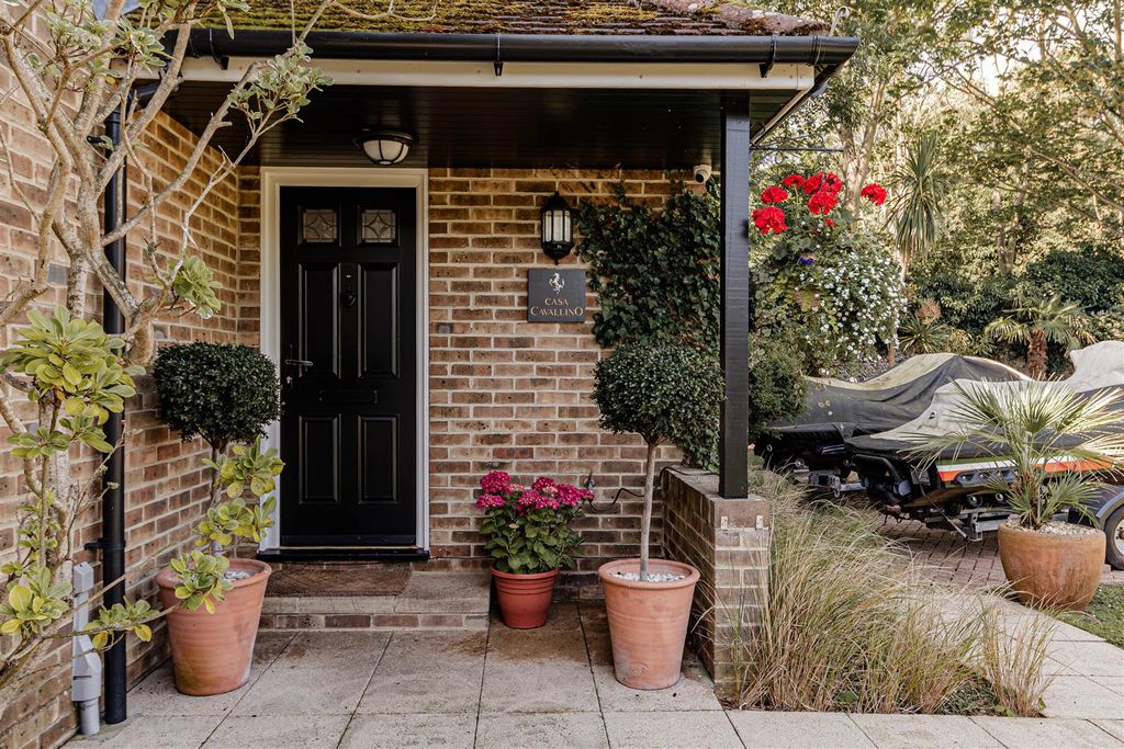 Property photo 3 of 41 L J Imaging-6.Jpg