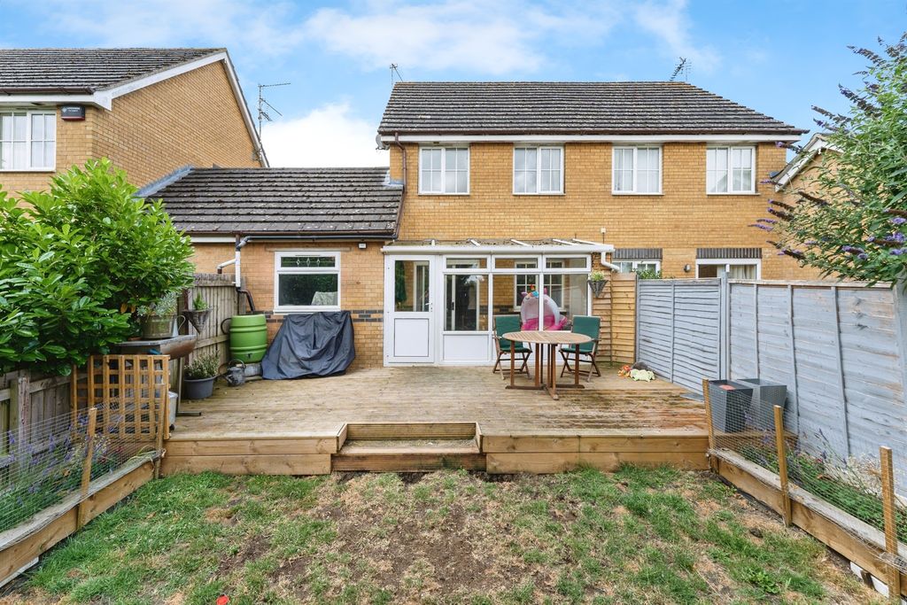 Property photo 2 of 17