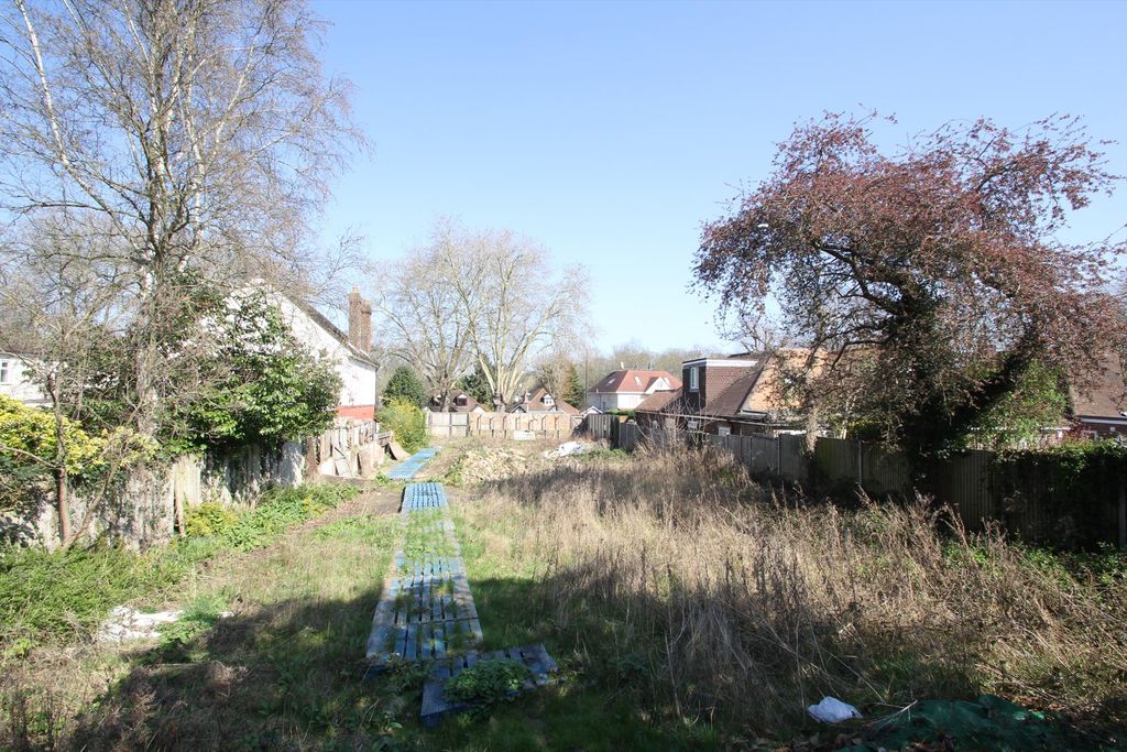 Property photo 3 of 7