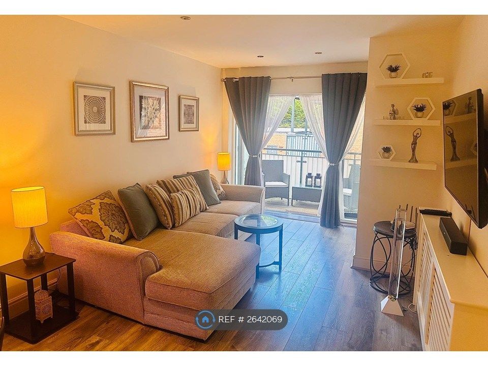 Property photo 2 of 11