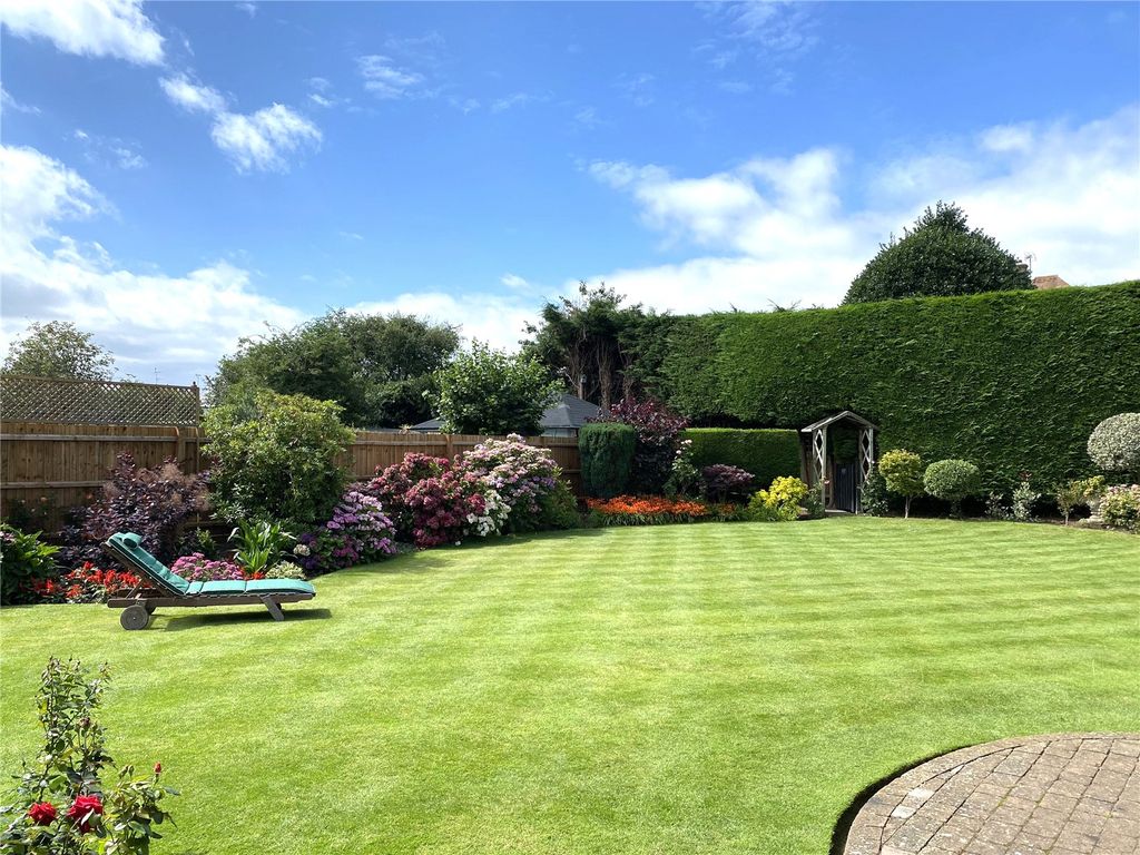 Property photo 3 of 26 Picture No. 57