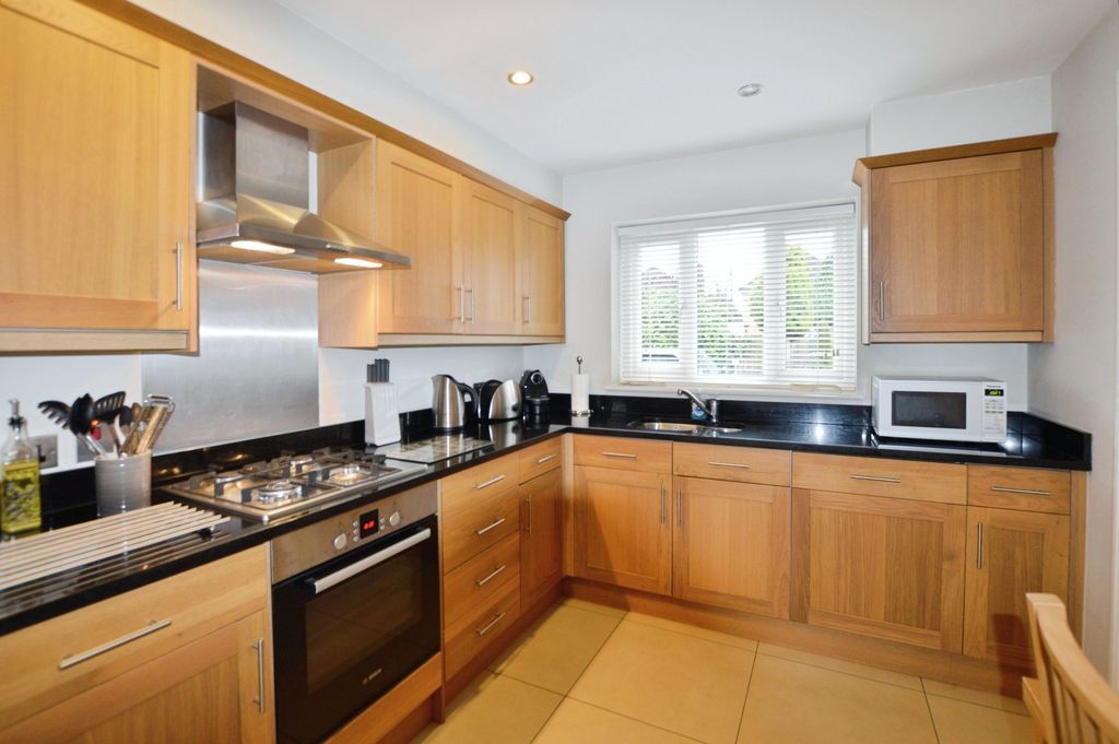 Property photo 2 of 13 Kitchen