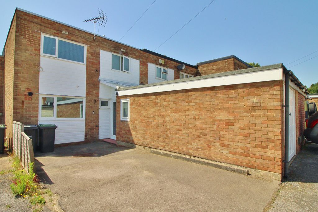 Property photo 1 of 25