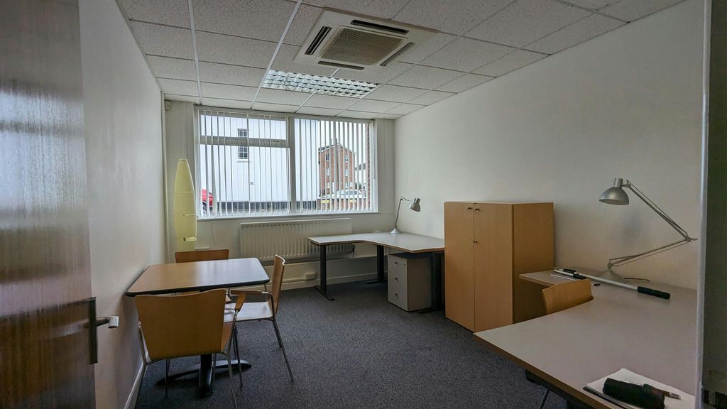 Property photo 2 of 12 Image 2