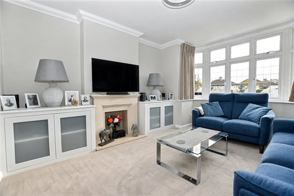 Property photo 3 of 22 Picture No. 10