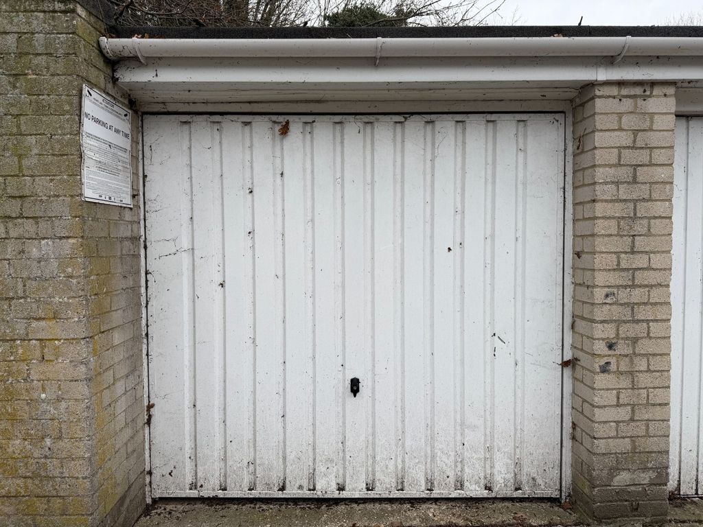 Property photo 2 of 2
