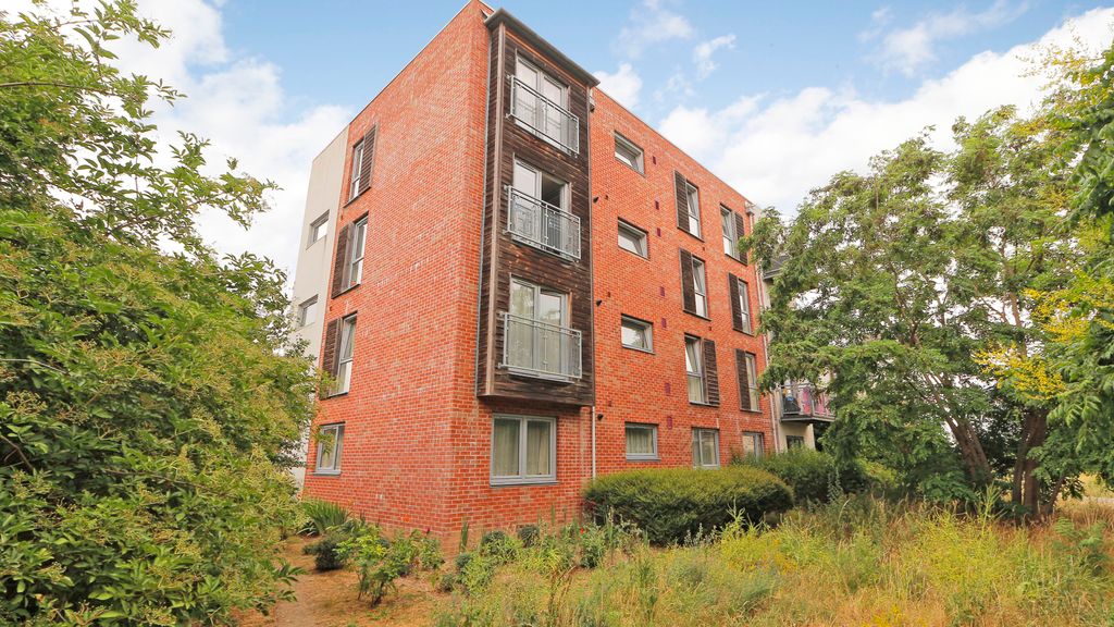 Property photo 1 of 10