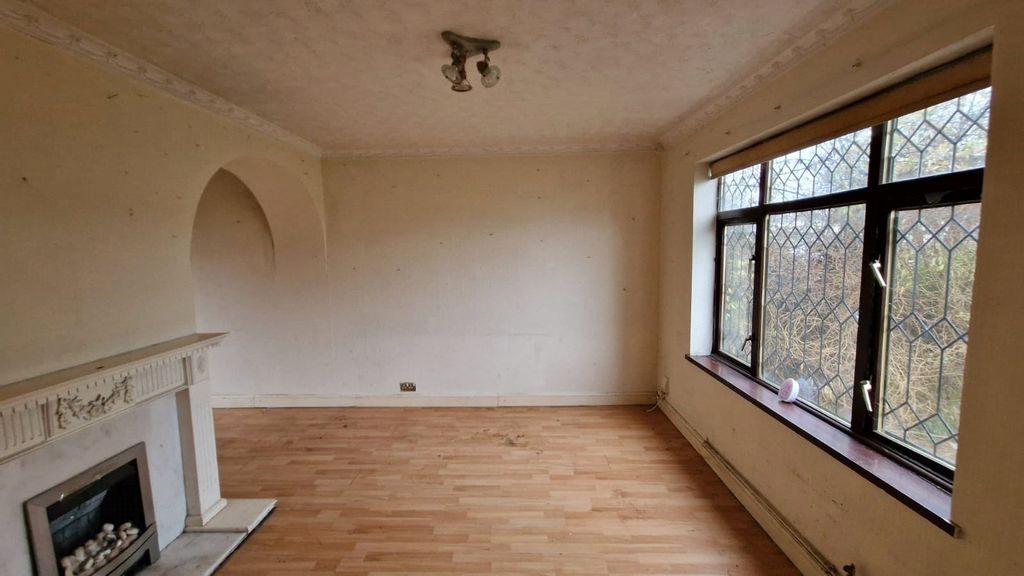 Property photo 2 of 11 Picture No. 09