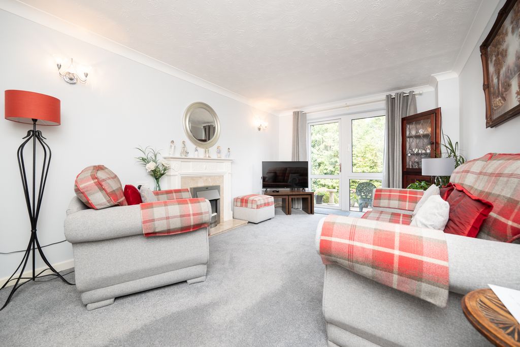 Property photo 2 of 11