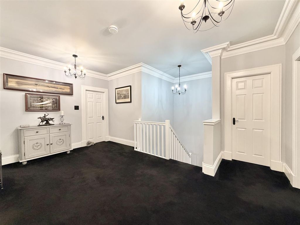 Additional image 17 of 4 bed town house for saleBurnside Gate, Hamilton ML3
