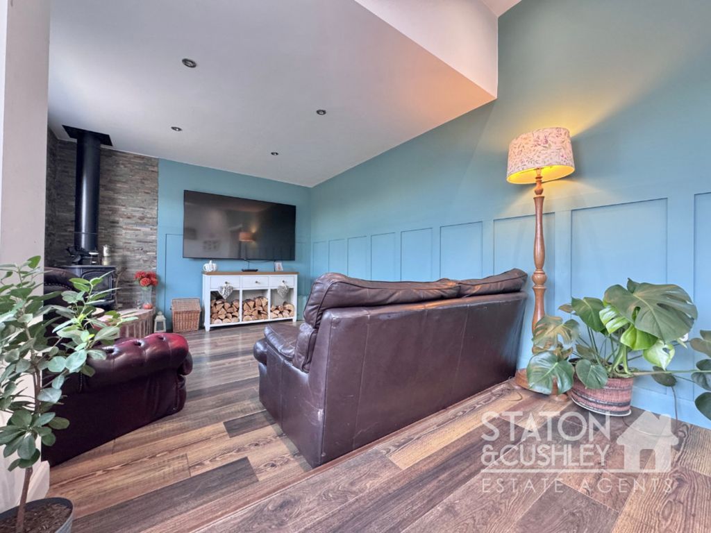Property photo 2 of 30