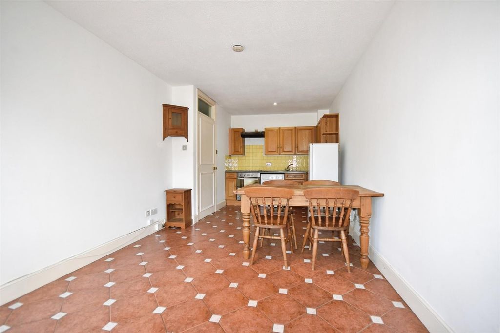 Property photo 2 of 8 37F2F5Aa-Dsc_0045.Jpg