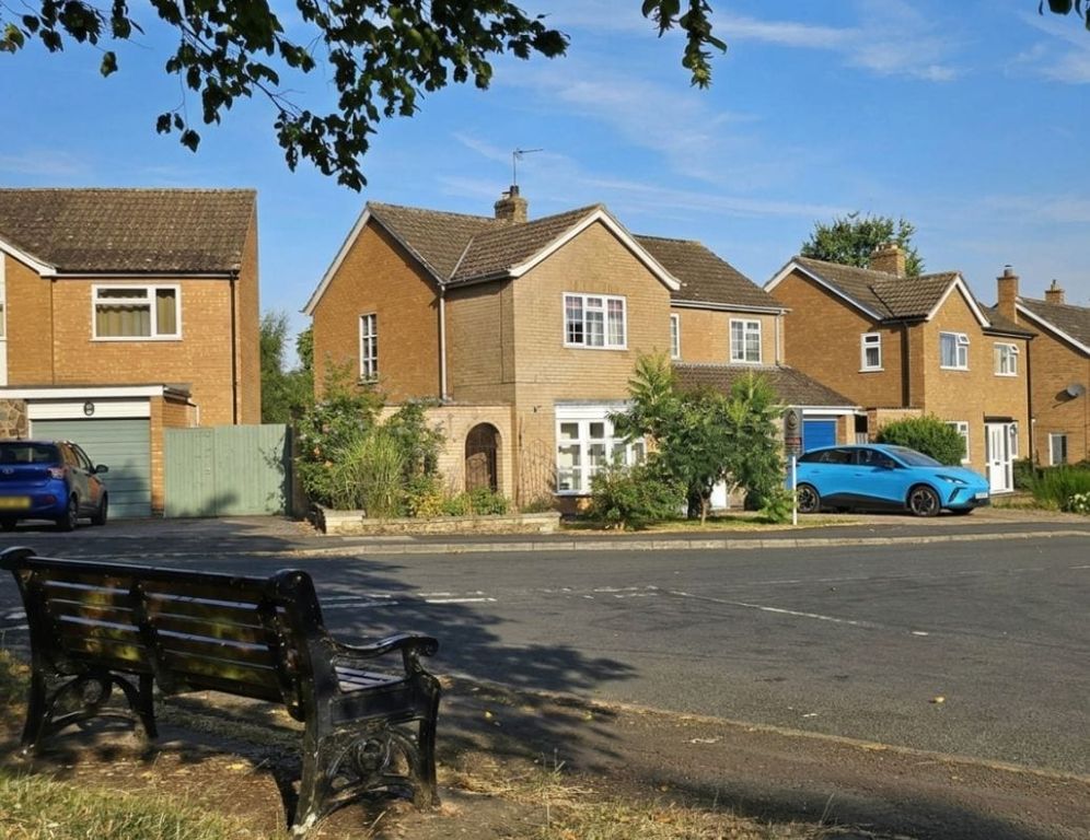 Property photo 2 of 29