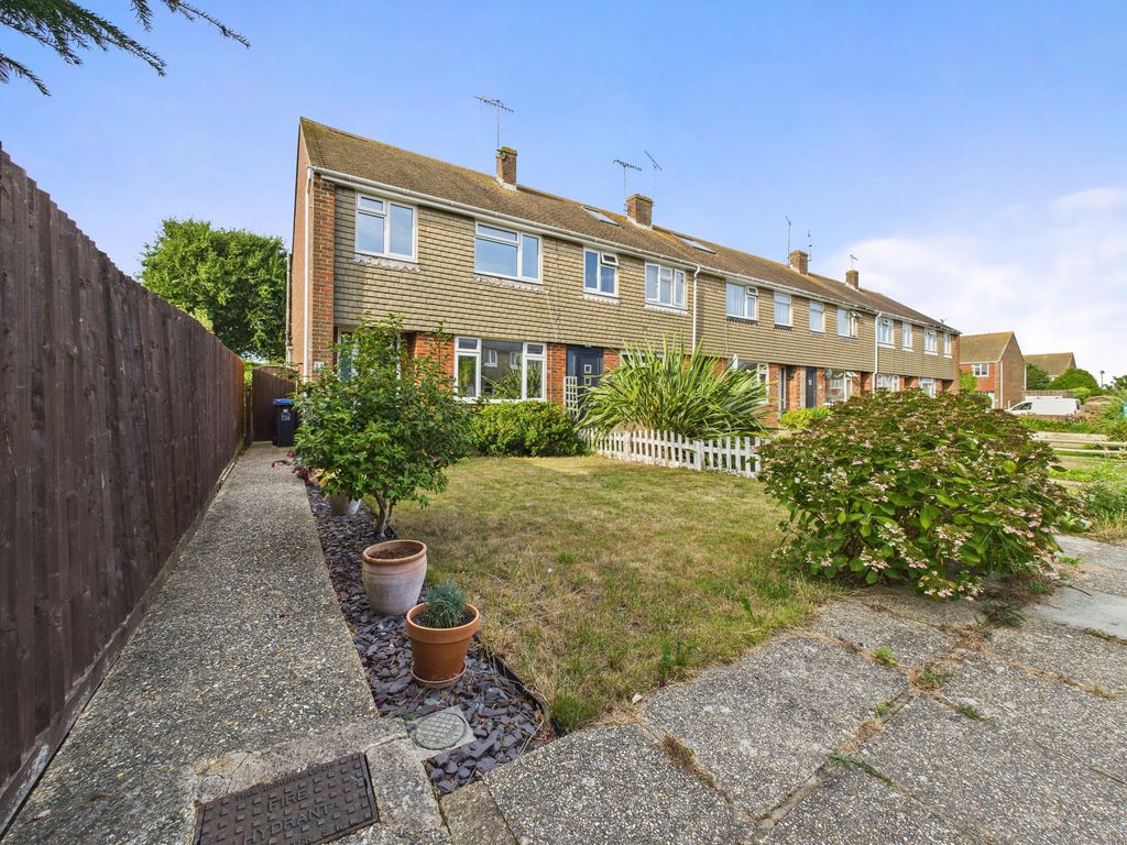 Property photo 1 of 13 Cam03519G0-Pr0363-Still014
