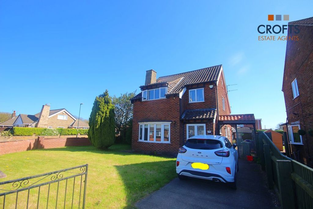 Property photo 1 of 16 Front