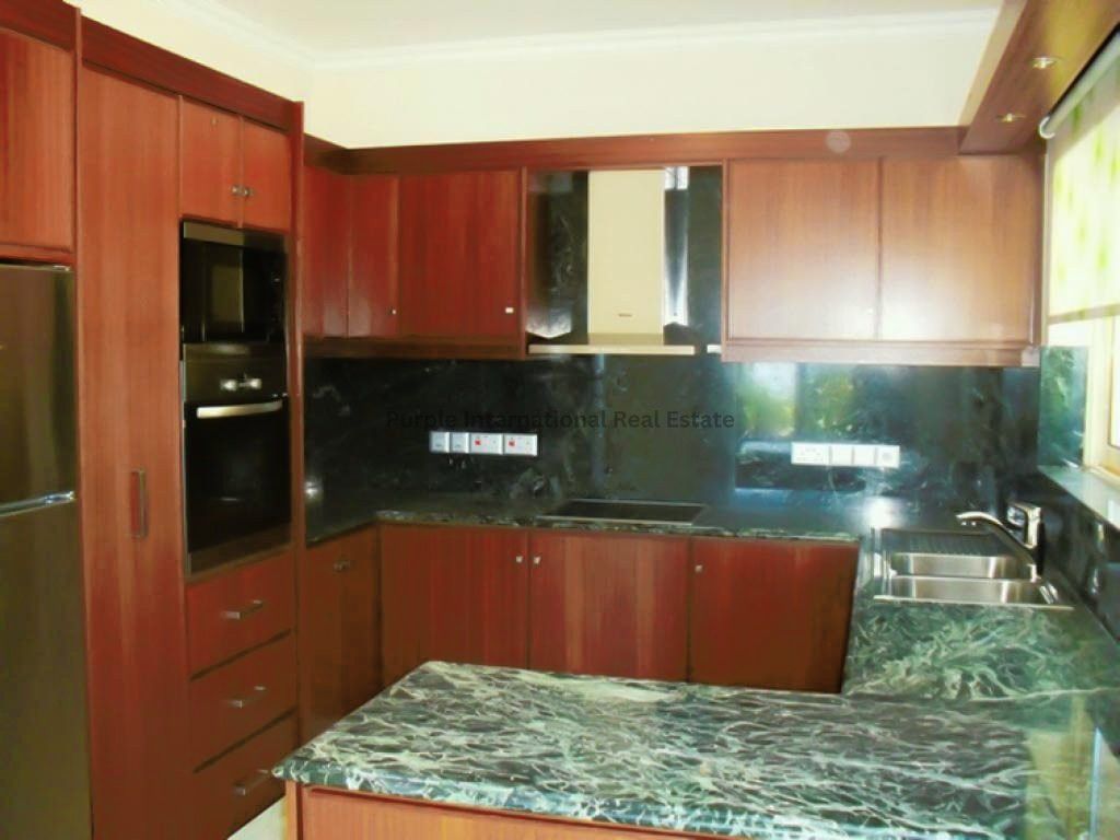 Property photo 3 of 30