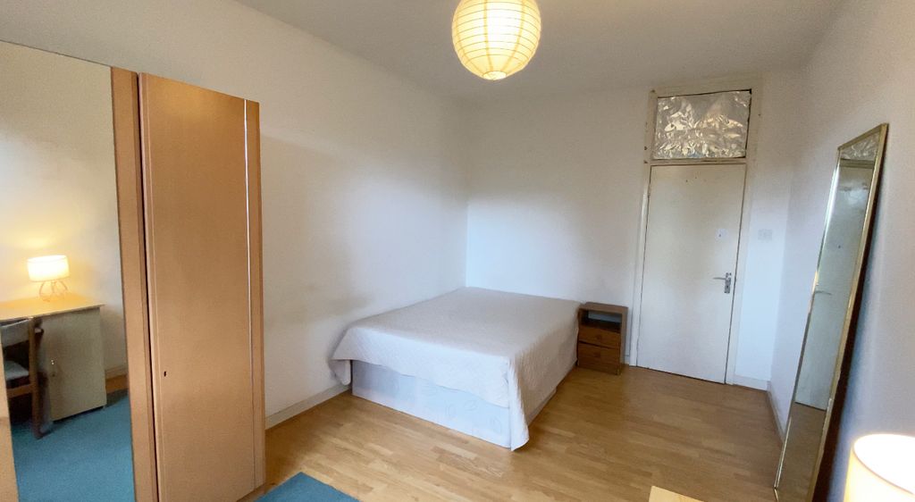 Property photo 3 of 16 Room A