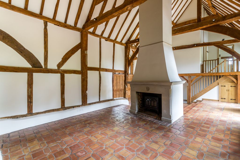Property photo 2 of 46 House. Partnership