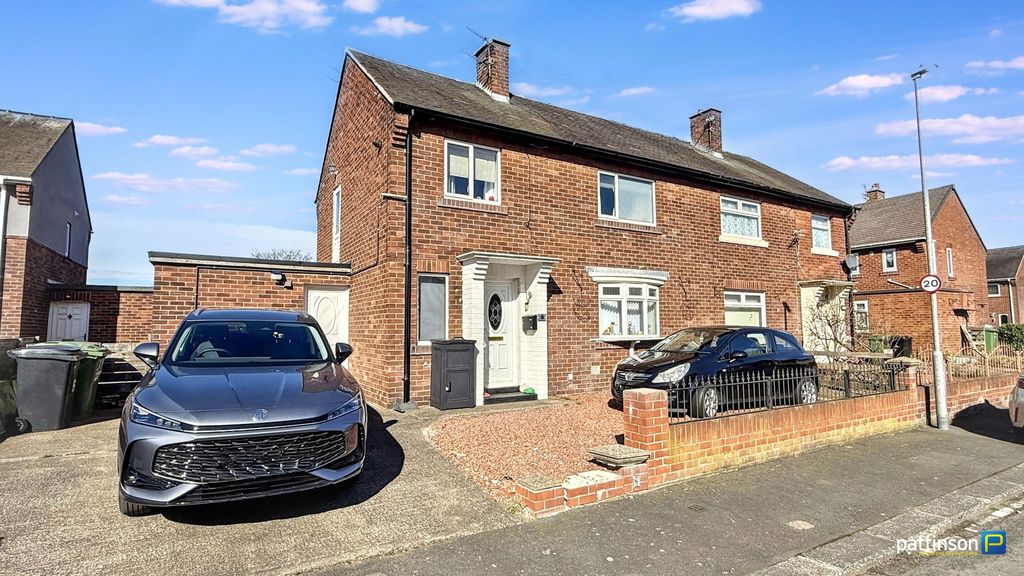 Property photo 1 of 31