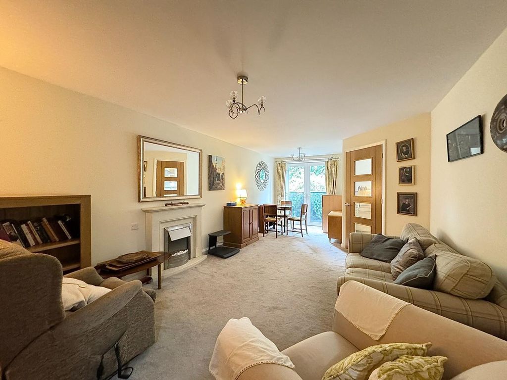 Property photo 2 of 26
