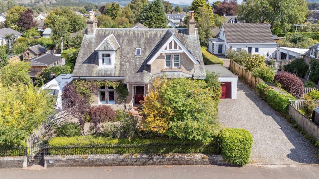 Property photo 1 of 37