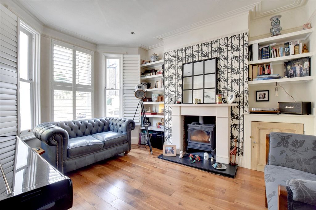 Property photo 2 of 19 Picture No. 09