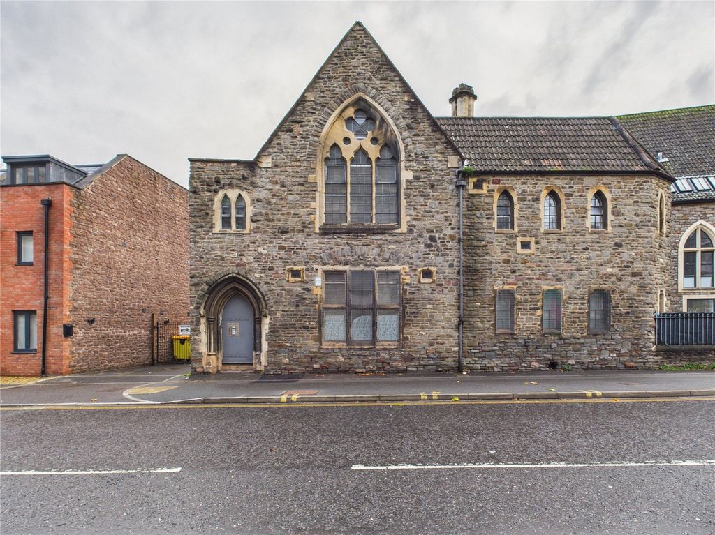 Property photo 1 of 15 Picture No. 04