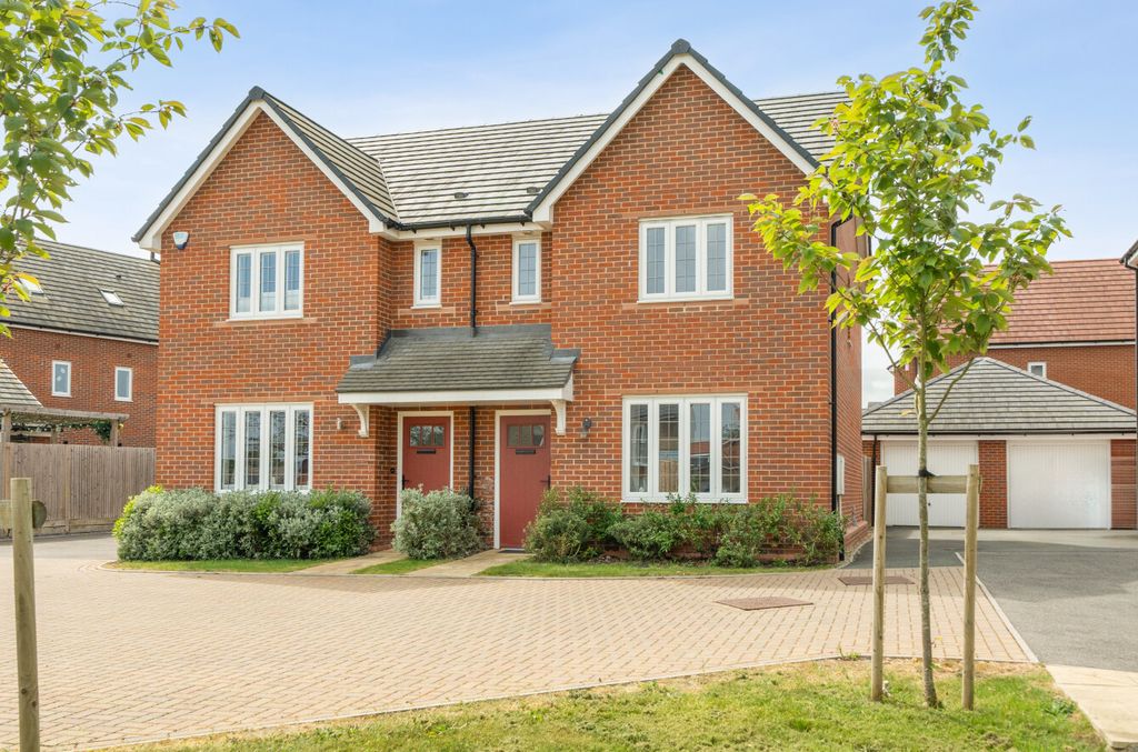 Property photo 1 of 23 1452079-2-69F0A5F...