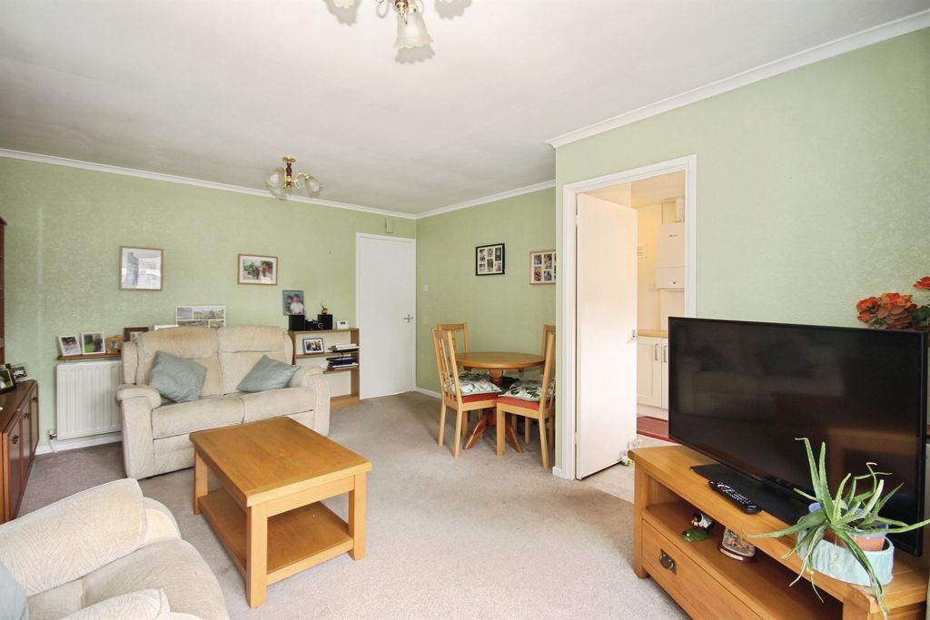 Property photo 2 of 15