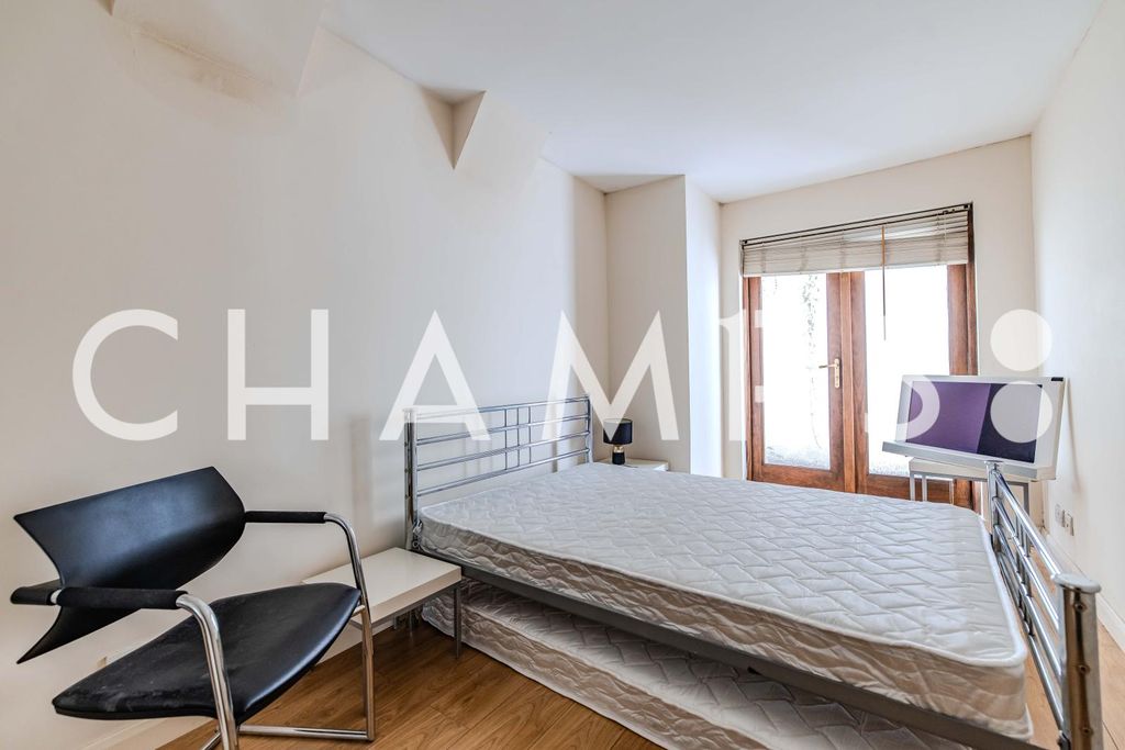 Property photo 2 of 8 054A0080 (1)