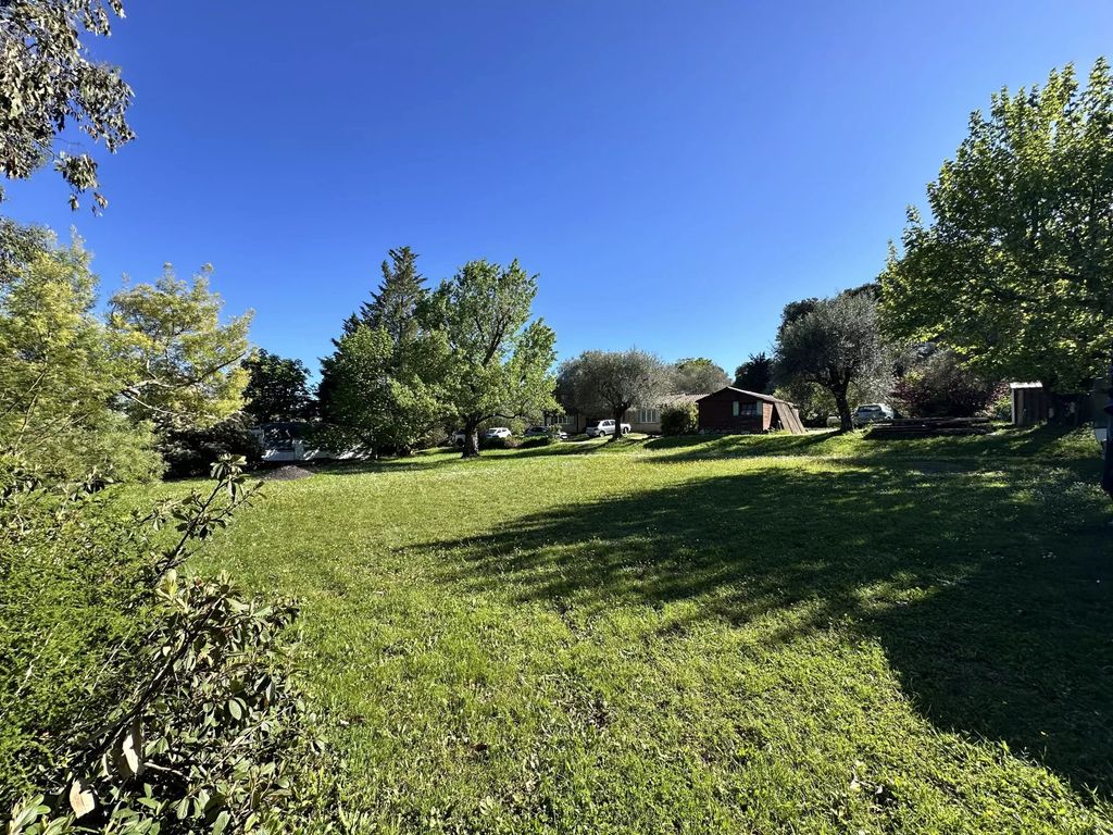 Property photo 3 of 3