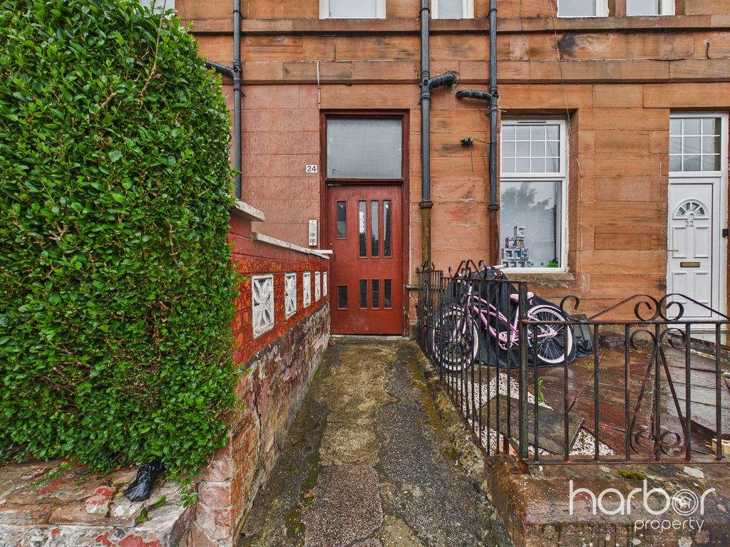 Property photo 2 of 14 4848983