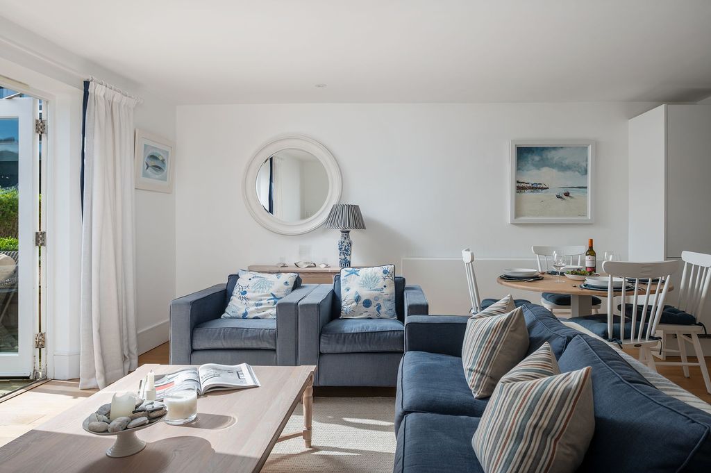 Property photo 2 of 14 Living Room_3 Dart Marina, Dartmouth