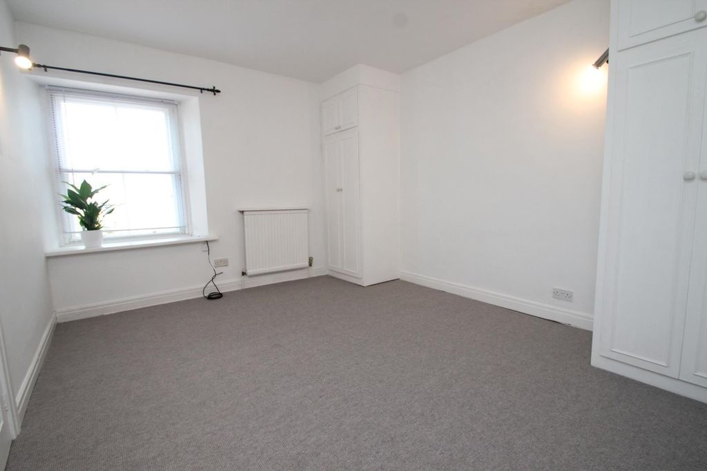 Property photo 2 of 9 0 General