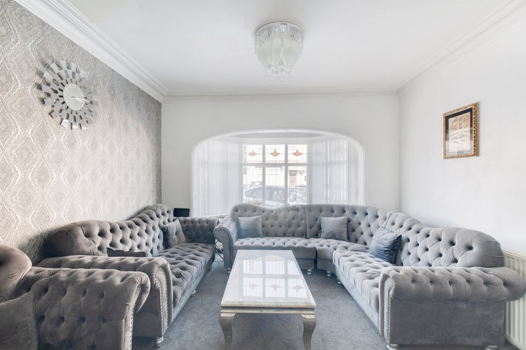 Property photo 2 of 19 Picture No. 05