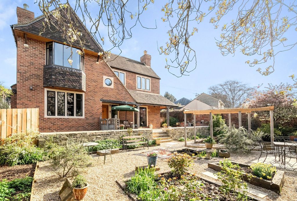 Property photo 1 of 38 Picture No. 47