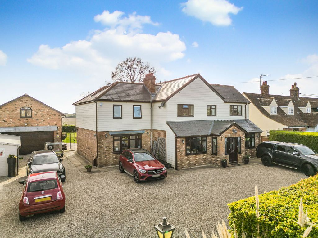Property photo 1 of 61