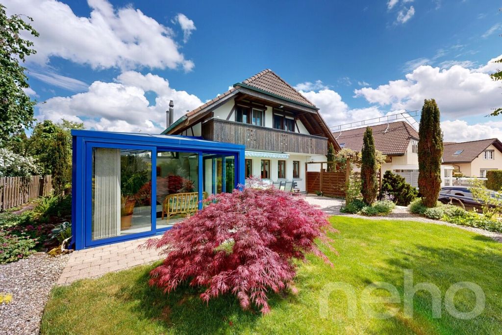 Property photo 1 of 12