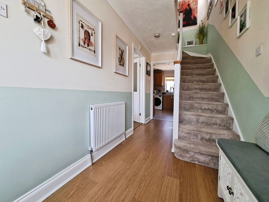 Property photo 2 of 19 Pbox-Img.Jpg
