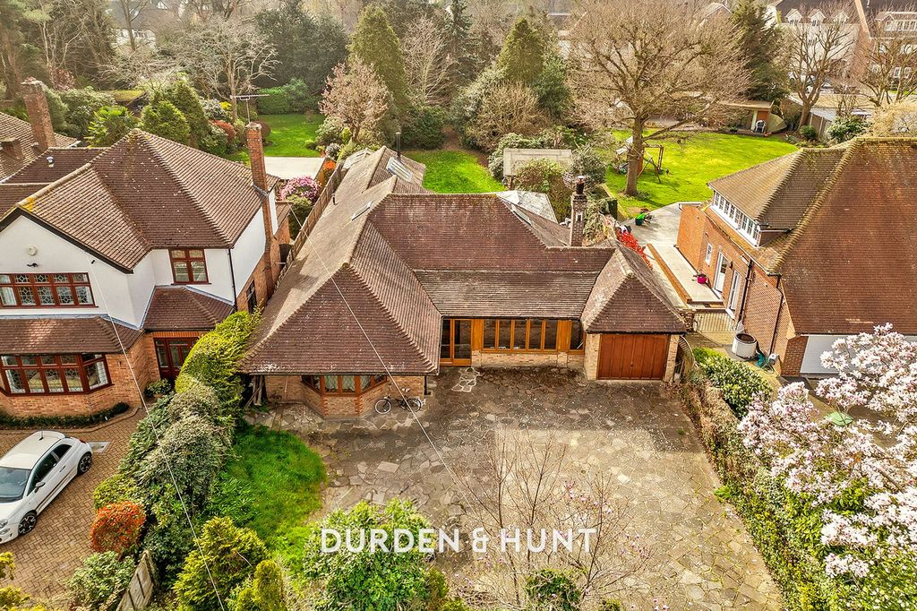 Property photo 2 of 10