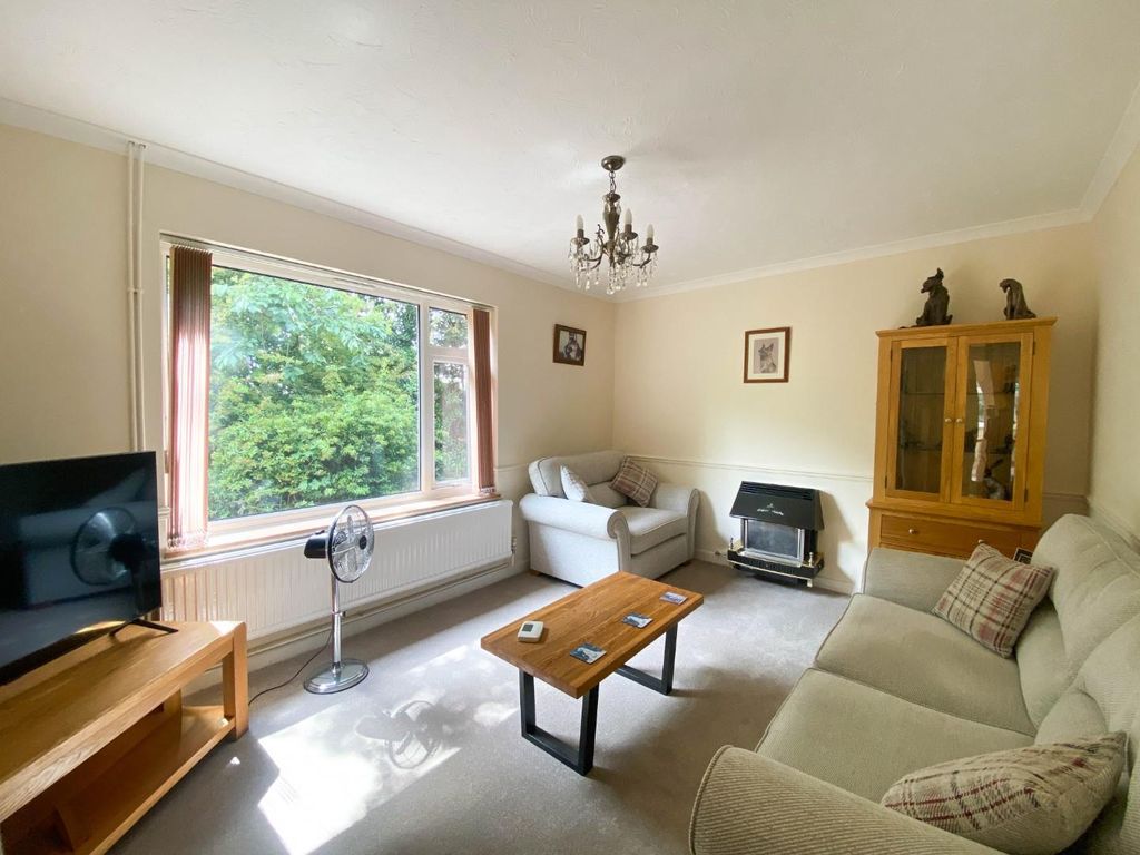 Property photo 2 of 12 Img_8456-2.Jpg