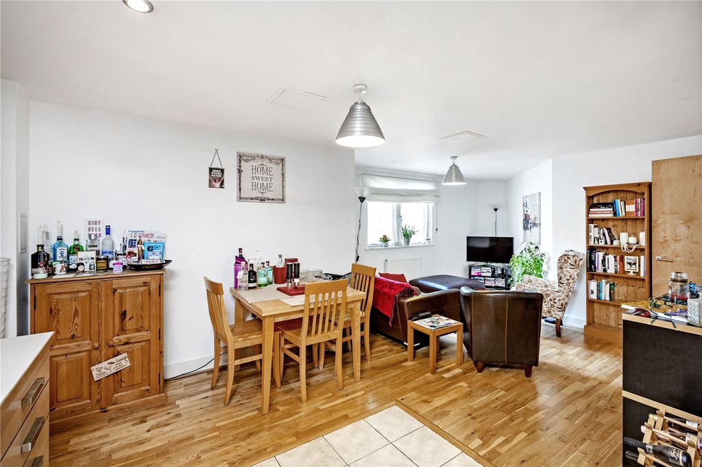 Property photo 3 of 10 Picture No. 03