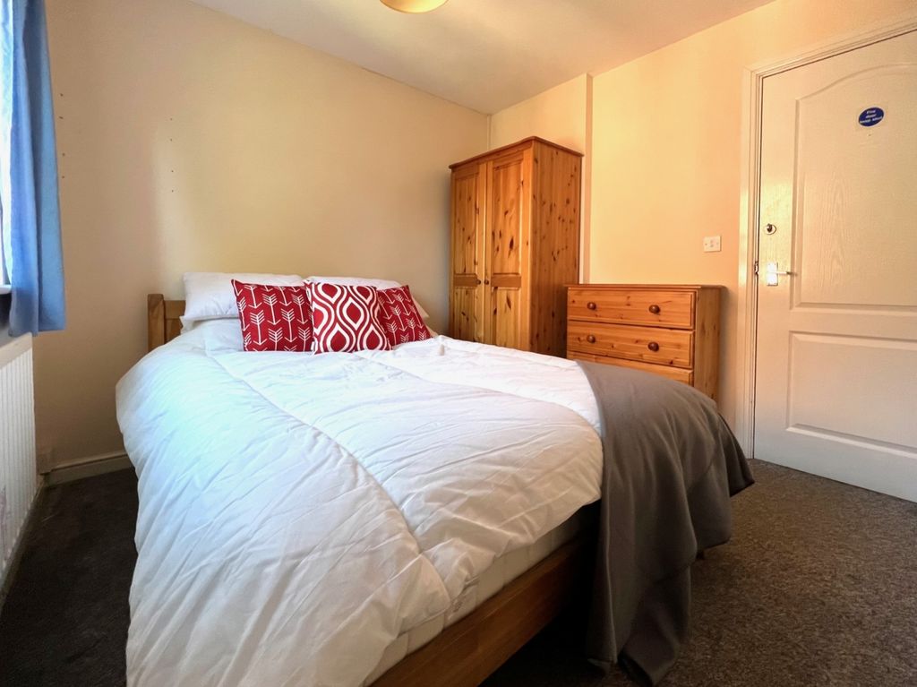 Property photo 1 of 10 Room Two