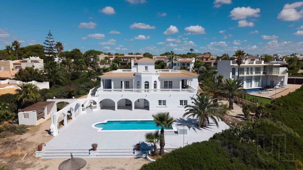 Property photo 2 of 50