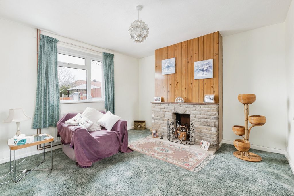 Property photo 3 of 17 Photography