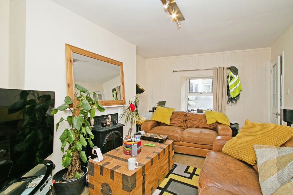 Property photo 2 of 10 Photography