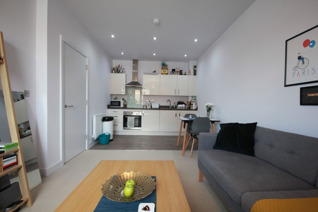 Property photo 2 of 5